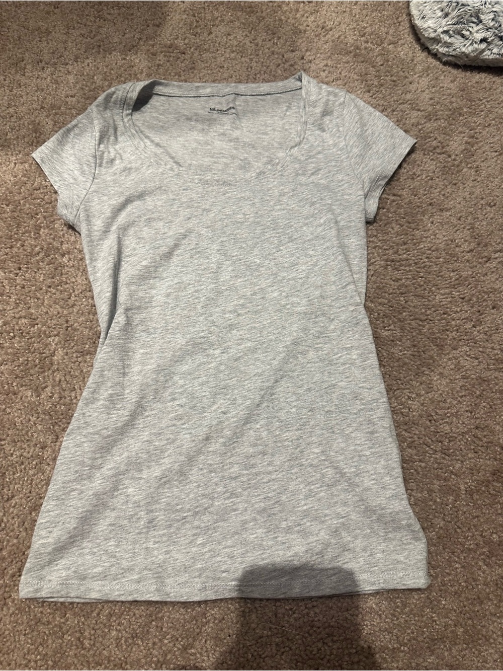 No Boundaries Light Gray Scoop Neck Short Sleeve Tee